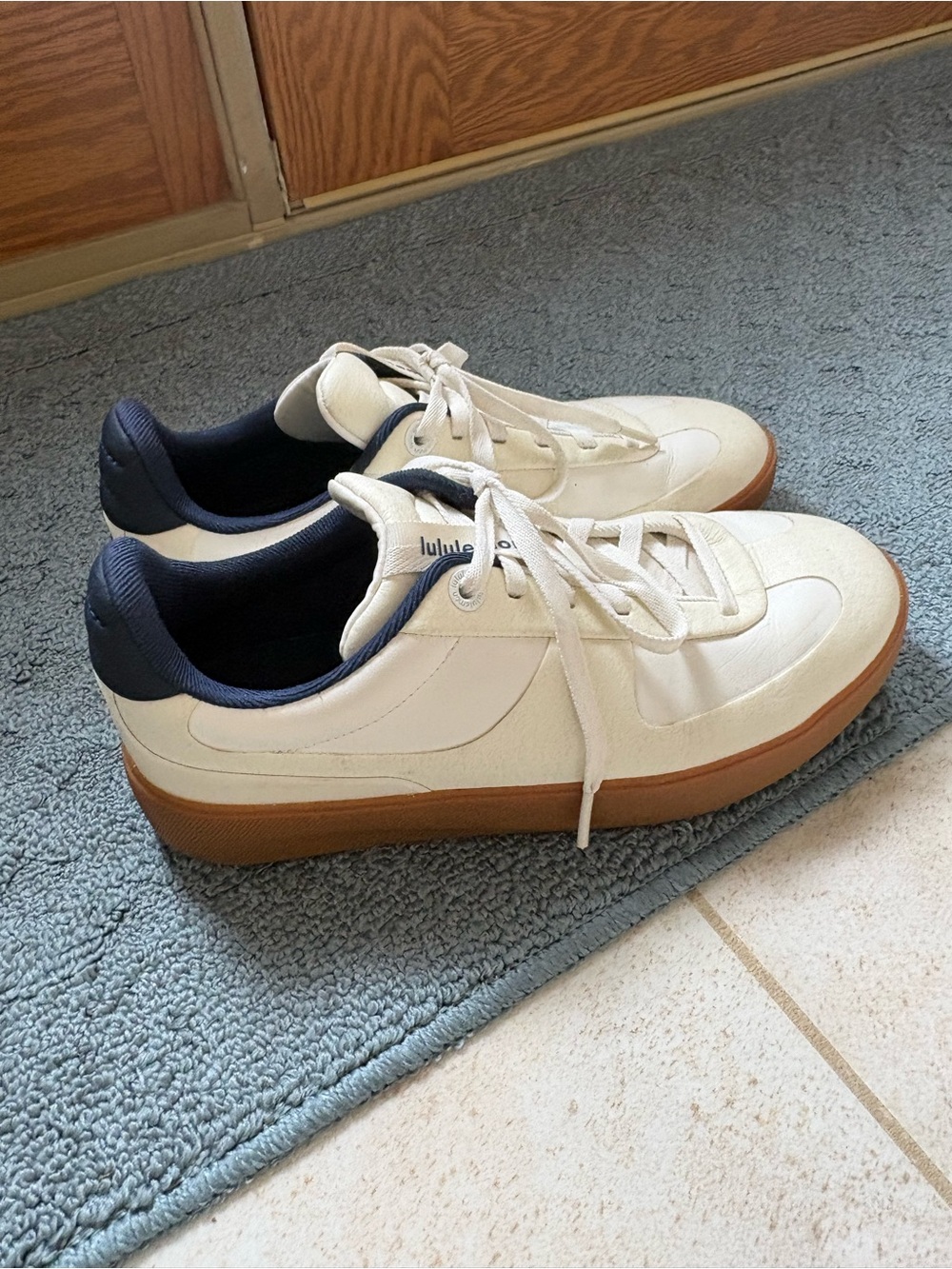 lululemon athletica  city verse  White Sneakers —wore once! Like NWOT